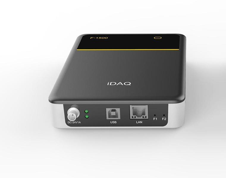 iDAQ-1000 多通道數據采集卡